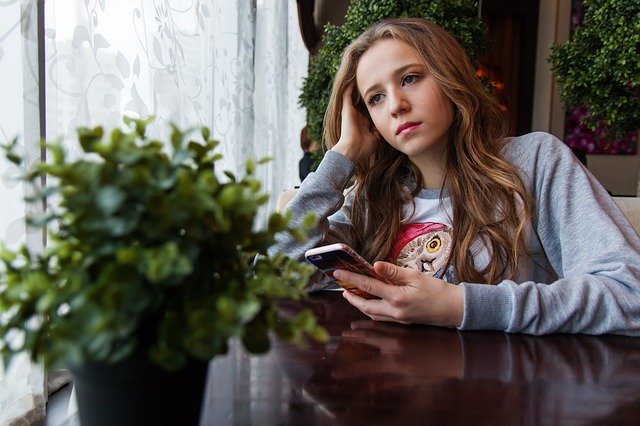 Girl Teen Caf%C%A Smartphone Sorrow Social Media, Jealously, comparison, envy AFfirmations